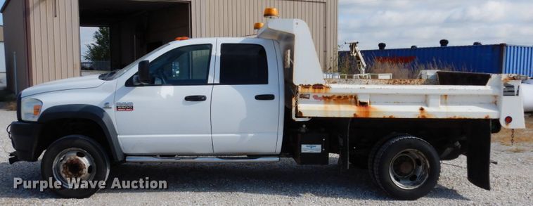 image for item KI9555 2009 Dodge Ram 5500 Heavy Duty  Quad Cab dump truck