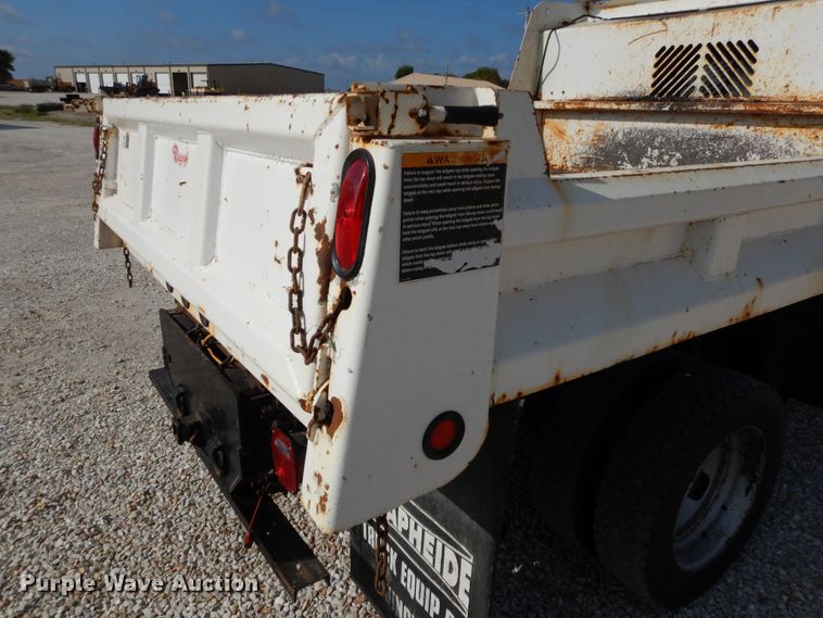 image for item KI9555 2009 Dodge Ram 5500 Heavy Duty  Quad Cab dump truck