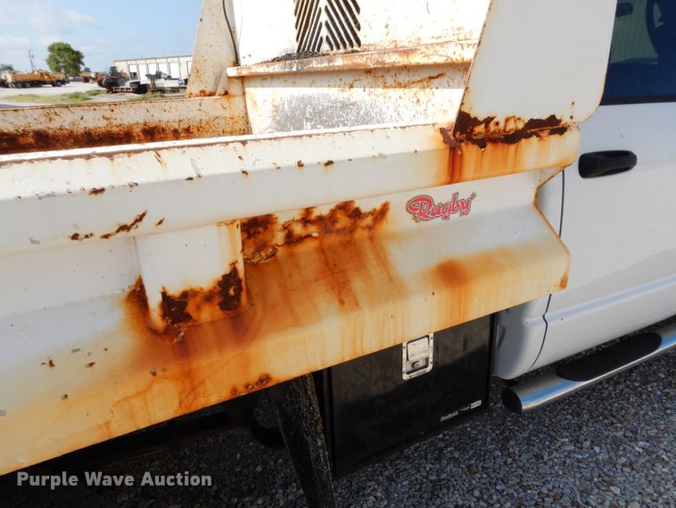 image for item KI9555 2009 Dodge Ram 5500 Heavy Duty  Quad Cab dump truck