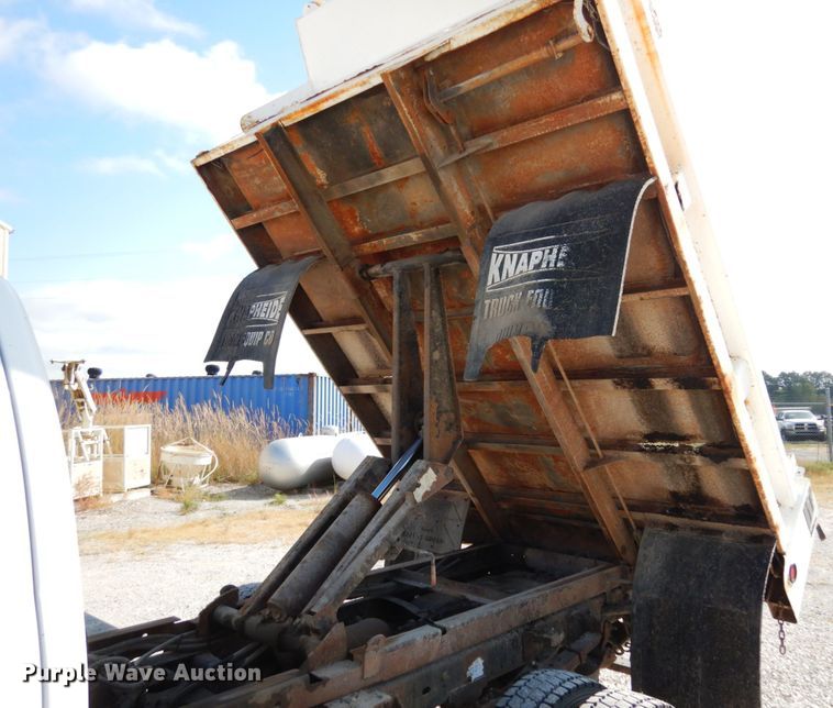 image for item KI9555 2009 Dodge Ram 5500 Heavy Duty  Quad Cab dump truck