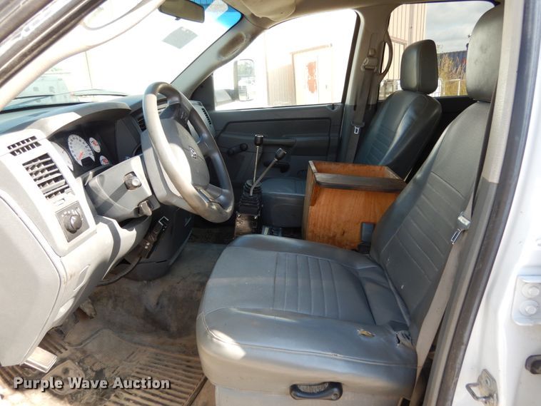 image for item KI9555 2009 Dodge Ram 5500 Heavy Duty  Quad Cab dump truck