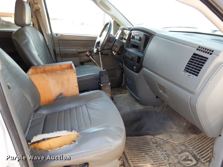 image for item KI9555 2009 Dodge Ram 5500 Heavy Duty  Quad Cab dump truck