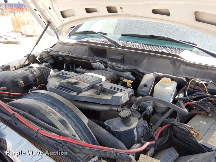 image for item KI9555 2009 Dodge Ram 5500 Heavy Duty  Quad Cab dump truck