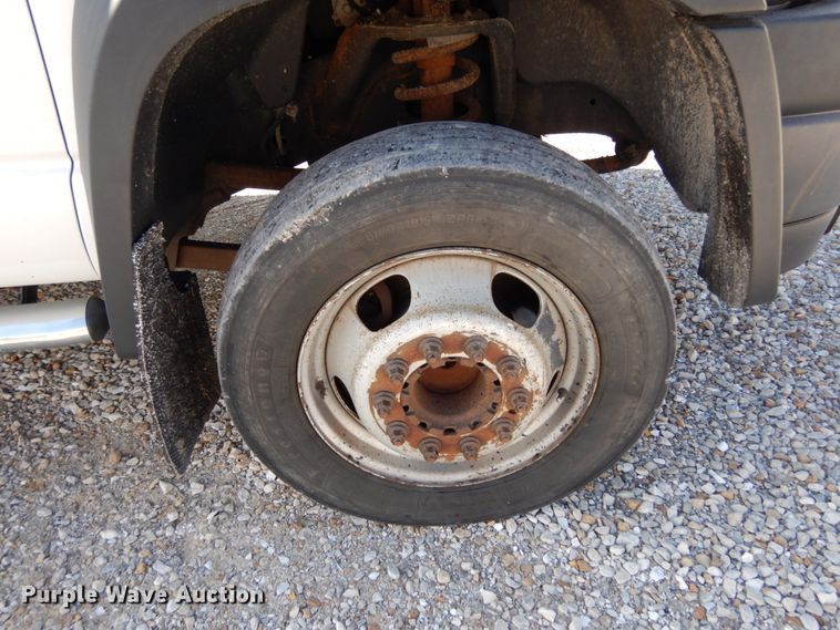 image for item KI9555 2009 Dodge Ram 5500 Heavy Duty  Quad Cab dump truck