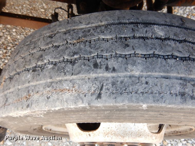 image for item KI9555 2009 Dodge Ram 5500 Heavy Duty  Quad Cab dump truck