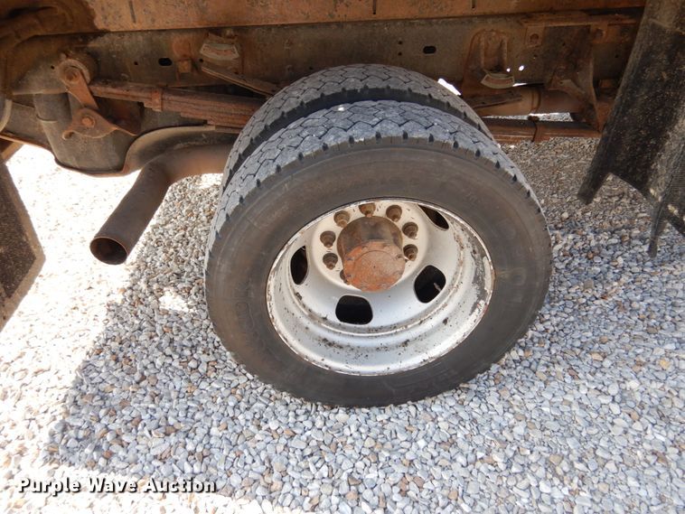 image for item KI9555 2009 Dodge Ram 5500 Heavy Duty  Quad Cab dump truck