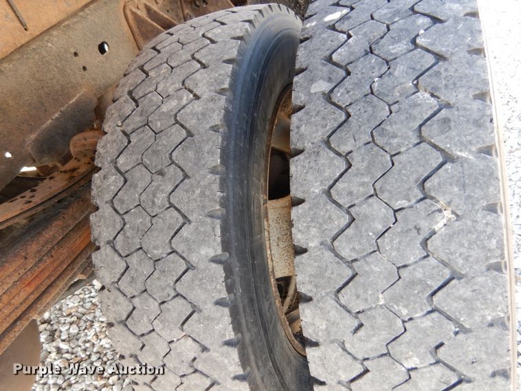 image for item KI9555 2009 Dodge Ram 5500 Heavy Duty  Quad Cab dump truck