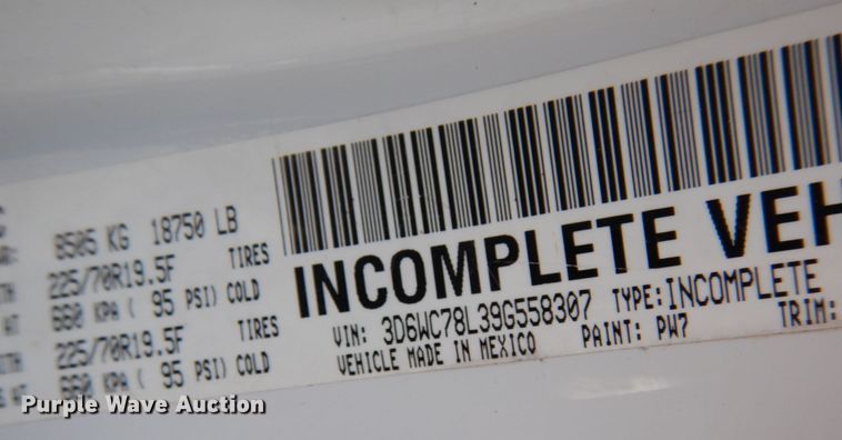 image for item KI9555 2009 Dodge Ram 5500 Heavy Duty  Quad Cab dump truck