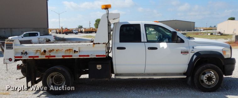 image for item KI9556 2009 Dodge Ram 5500 Heavy Duty  Quad Cab dump truck