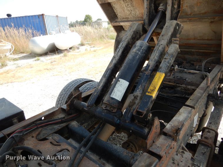 image for item KI9556 2009 Dodge Ram 5500 Heavy Duty  Quad Cab dump truck