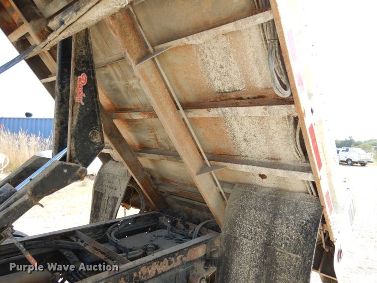 image for item KI9556 2009 Dodge Ram 5500 Heavy Duty  Quad Cab dump truck