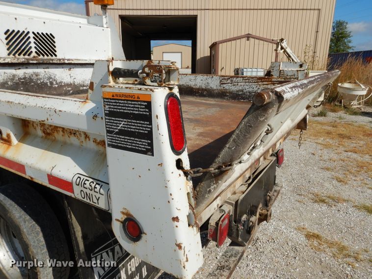 image for item KI9556 2009 Dodge Ram 5500 Heavy Duty  Quad Cab dump truck