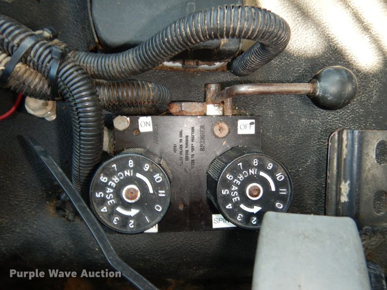 image for item KI9556 2009 Dodge Ram 5500 Heavy Duty  Quad Cab dump truck