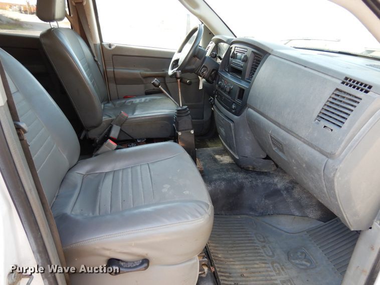 image for item KI9556 2009 Dodge Ram 5500 Heavy Duty  Quad Cab dump truck