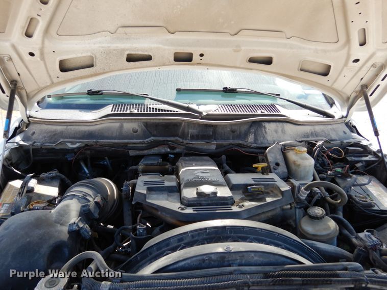 image for item KI9556 2009 Dodge Ram 5500 Heavy Duty  Quad Cab dump truck