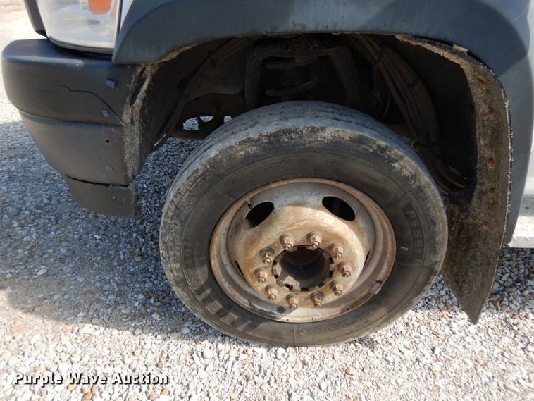 image for item KI9556 2009 Dodge Ram 5500 Heavy Duty  Quad Cab dump truck