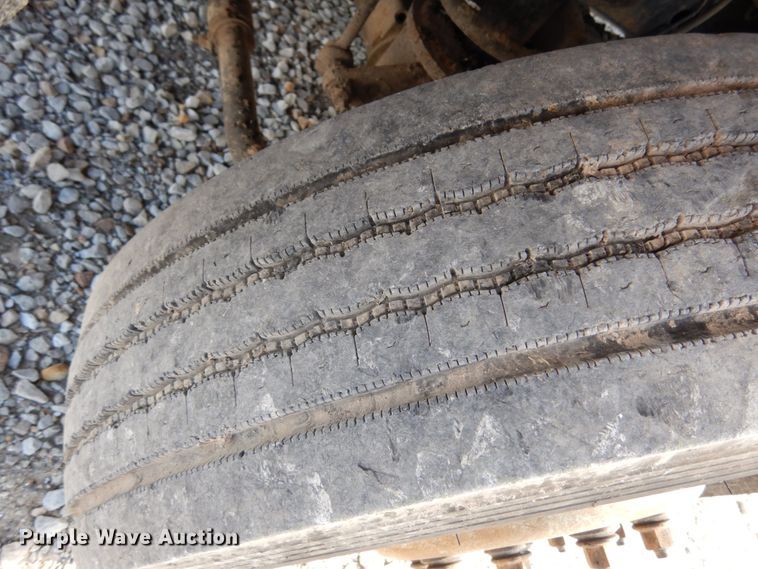 image for item KI9556 2009 Dodge Ram 5500 Heavy Duty  Quad Cab dump truck