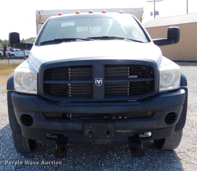 image for item KI9557 2009 Dodge Ram 5500 Heavy Duty  Quad Cab dump truck