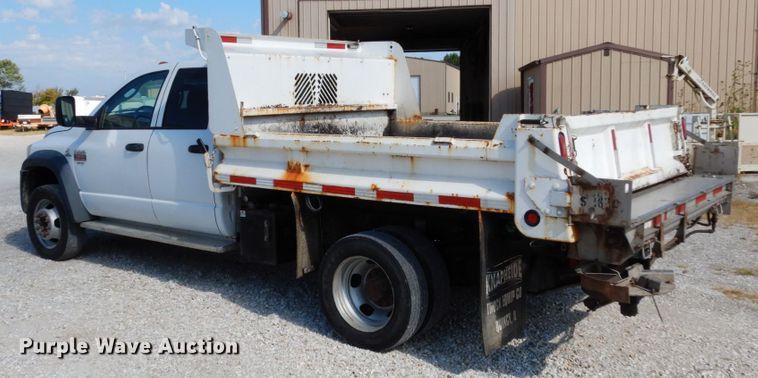 image for item KI9557 2009 Dodge Ram 5500 Heavy Duty  Quad Cab dump truck