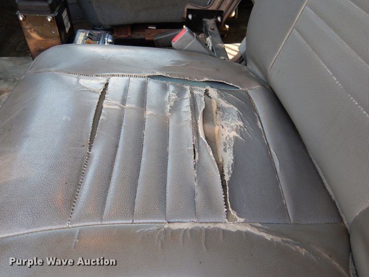 image for item KI9557 2009 Dodge Ram 5500 Heavy Duty  Quad Cab dump truck