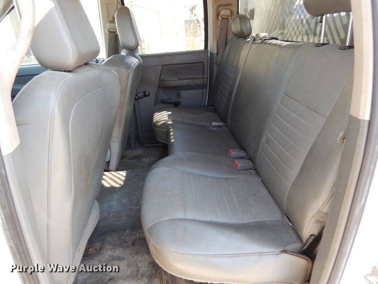 image for item KI9557 2009 Dodge Ram 5500 Heavy Duty  Quad Cab dump truck