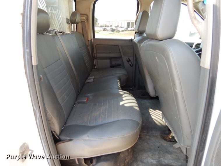 image for item KI9557 2009 Dodge Ram 5500 Heavy Duty  Quad Cab dump truck