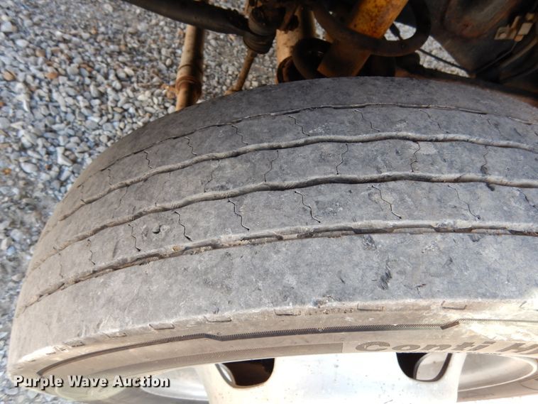 image for item KI9557 2009 Dodge Ram 5500 Heavy Duty  Quad Cab dump truck