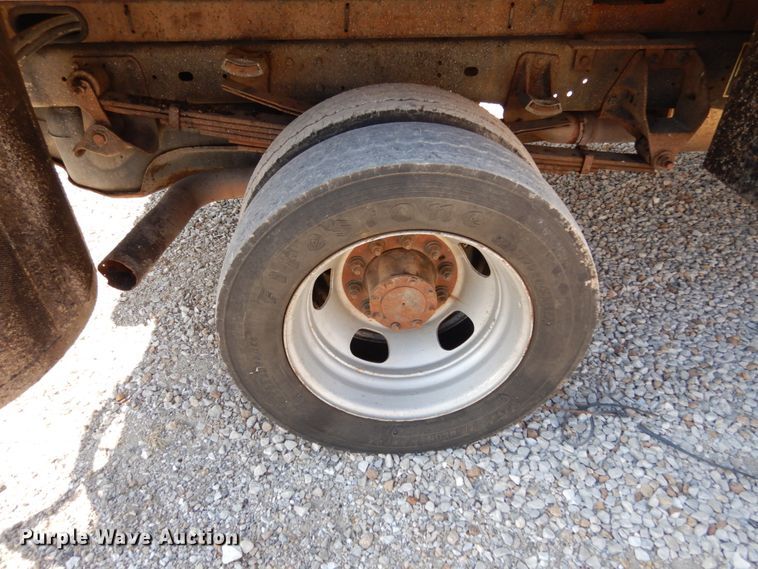 image for item KI9557 2009 Dodge Ram 5500 Heavy Duty  Quad Cab dump truck