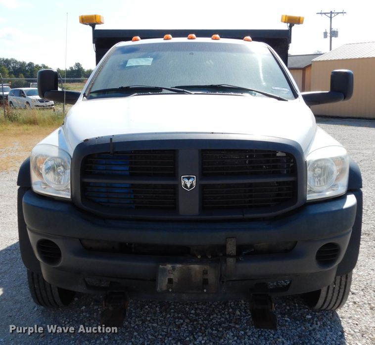 image for item KI9558 2009 Dodge Ram 5500 Heavy Duty  Quad Cab dump truck