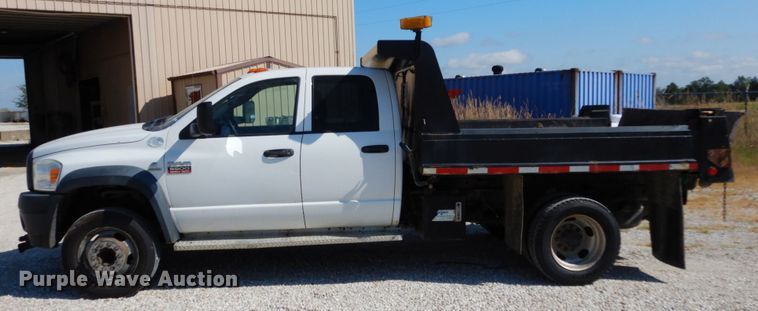 image for item KI9558 2009 Dodge Ram 5500 Heavy Duty  Quad Cab dump truck