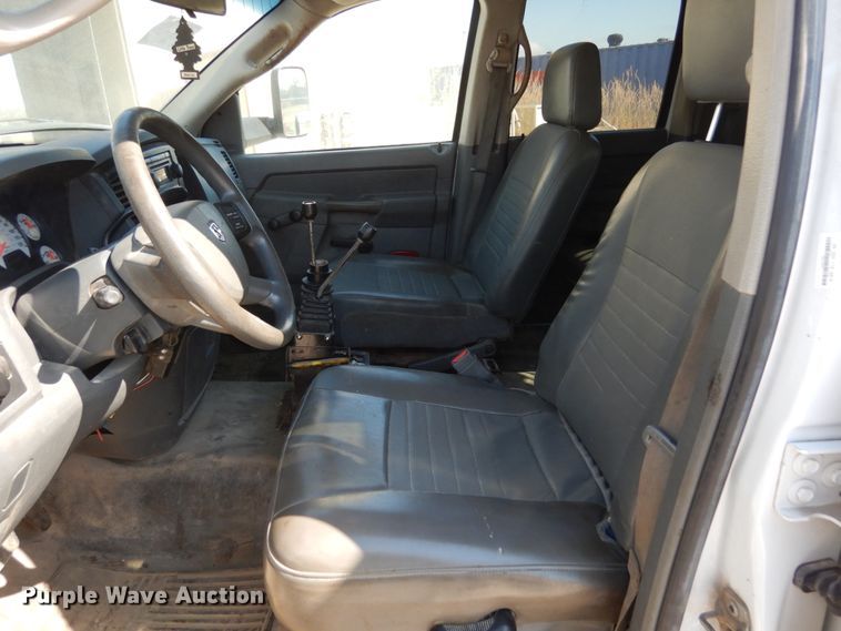 image for item KI9558 2009 Dodge Ram 5500 Heavy Duty  Quad Cab dump truck