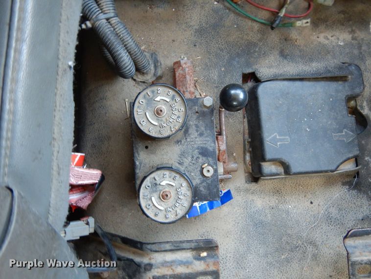 image for item KI9558 2009 Dodge Ram 5500 Heavy Duty  Quad Cab dump truck