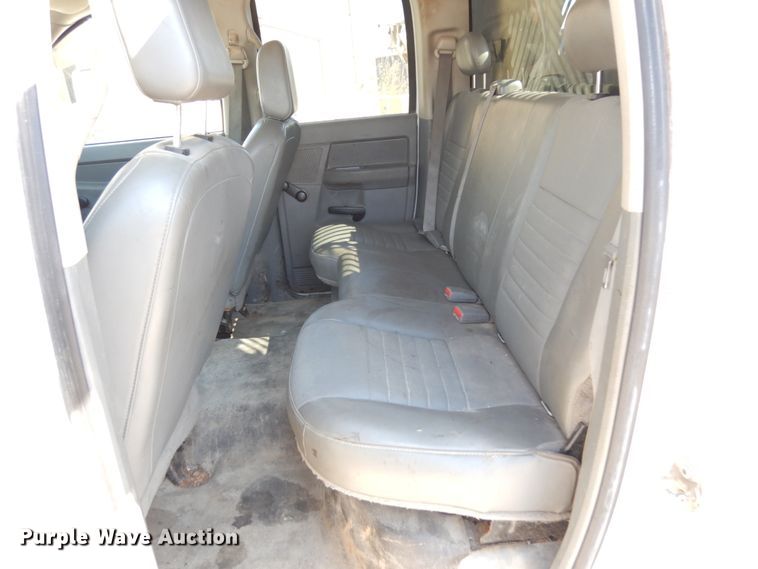 image for item KI9558 2009 Dodge Ram 5500 Heavy Duty  Quad Cab dump truck