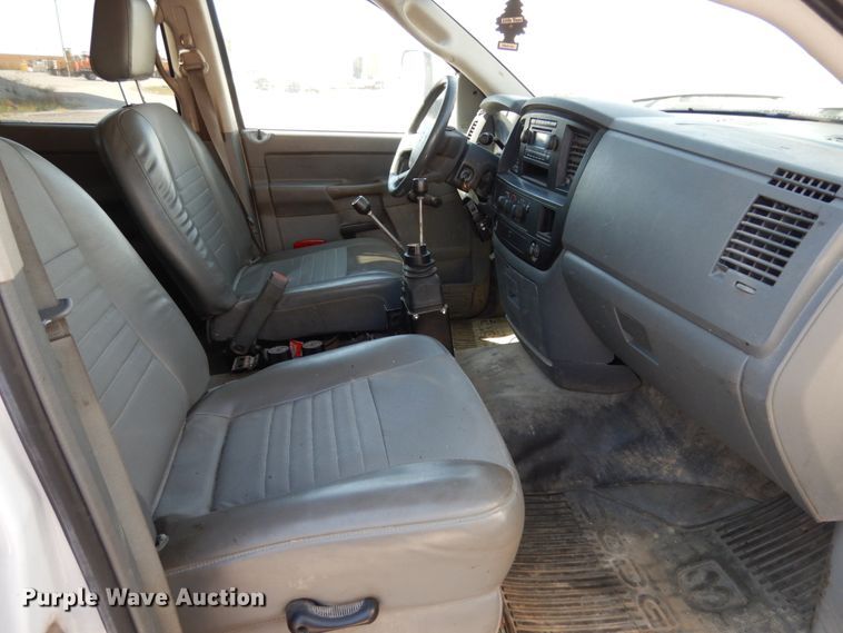 image for item KI9558 2009 Dodge Ram 5500 Heavy Duty  Quad Cab dump truck