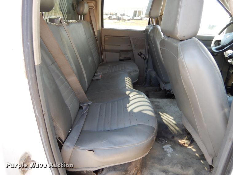 image for item KI9558 2009 Dodge Ram 5500 Heavy Duty  Quad Cab dump truck