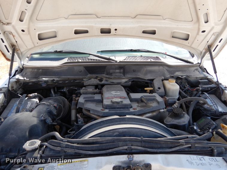 image for item KI9558 2009 Dodge Ram 5500 Heavy Duty  Quad Cab dump truck