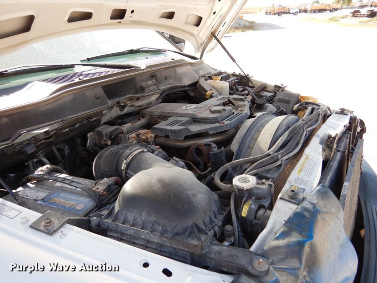 image for item KI9558 2009 Dodge Ram 5500 Heavy Duty  Quad Cab dump truck