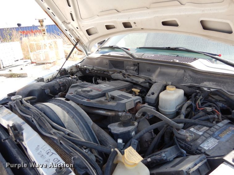 image for item KI9558 2009 Dodge Ram 5500 Heavy Duty  Quad Cab dump truck