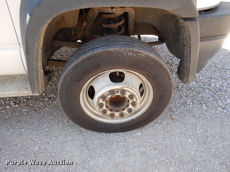 image for item KI9558 2009 Dodge Ram 5500 Heavy Duty  Quad Cab dump truck