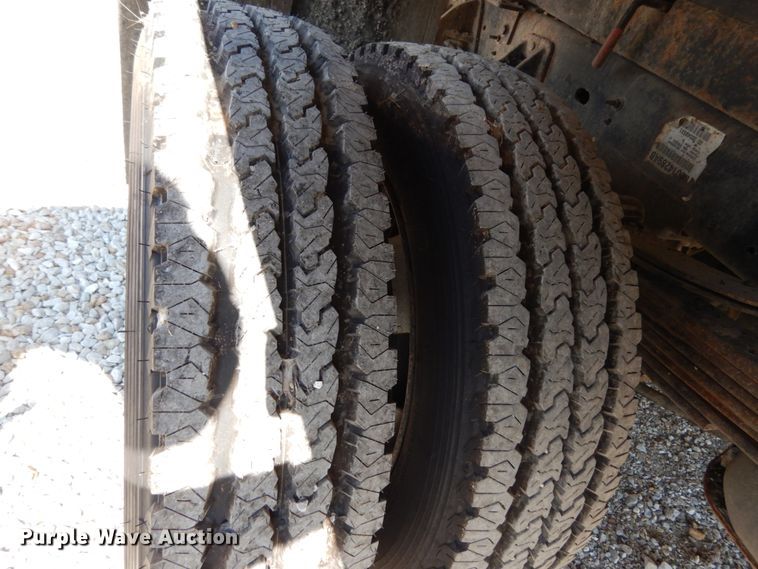 image for item KI9558 2009 Dodge Ram 5500 Heavy Duty  Quad Cab dump truck