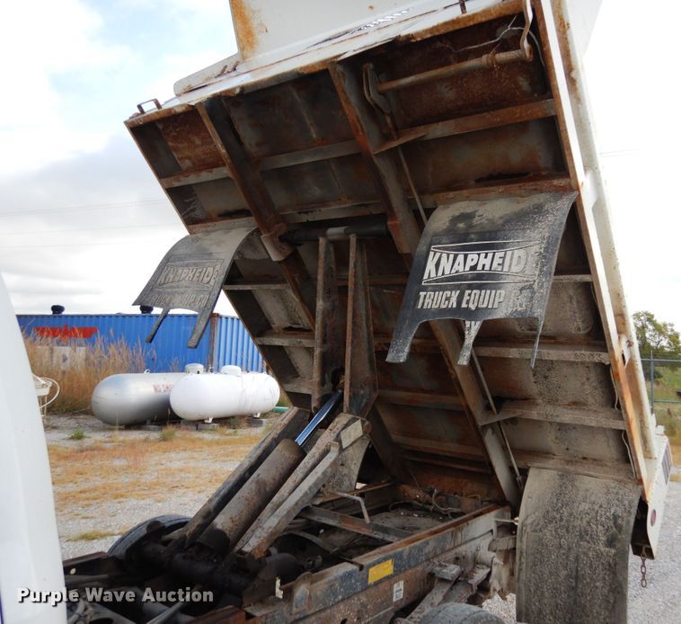 image for item KI9559 2011 Dodge Ram 5500 Heavy Duty  Crew Cab dump truck