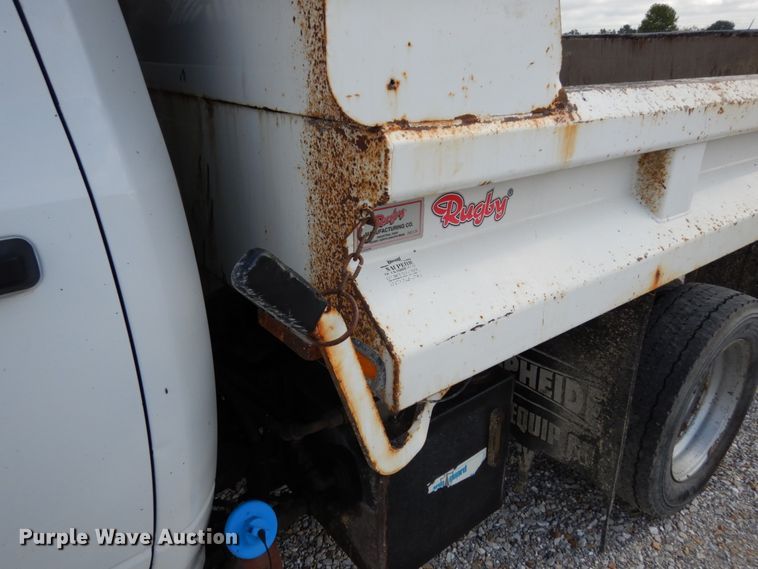 image for item KI9559 2011 Dodge Ram 5500 Heavy Duty  Crew Cab dump truck