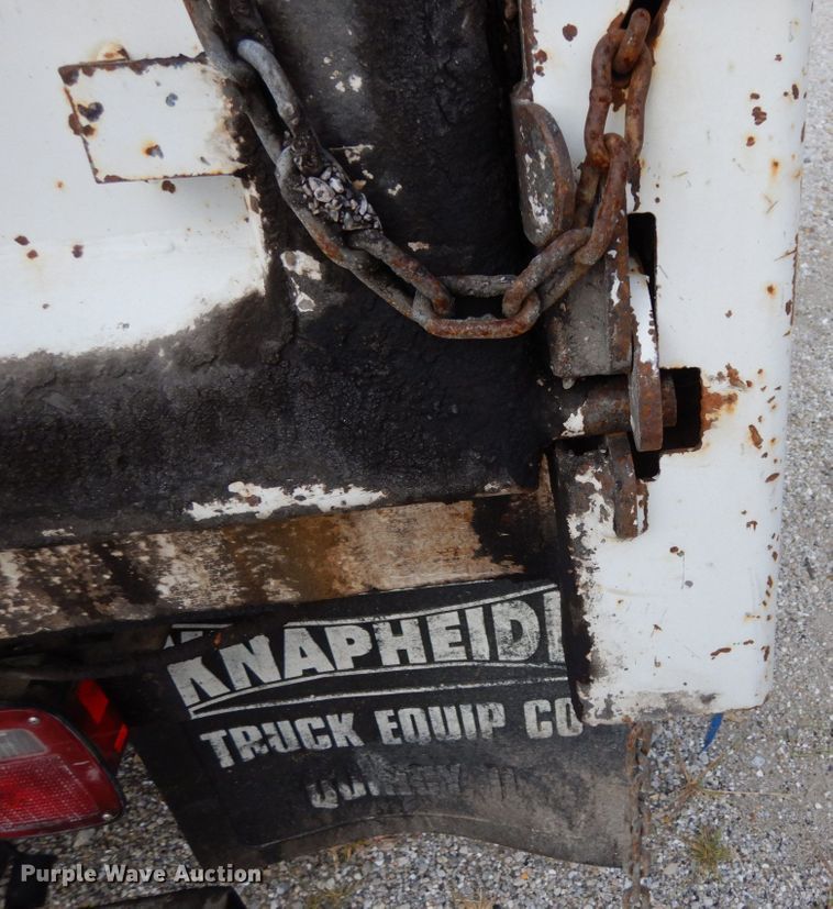 image for item KI9559 2011 Dodge Ram 5500 Heavy Duty  Crew Cab dump truck