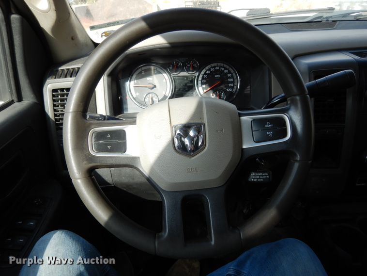 image for item KI9559 2011 Dodge Ram 5500 Heavy Duty  Crew Cab dump truck