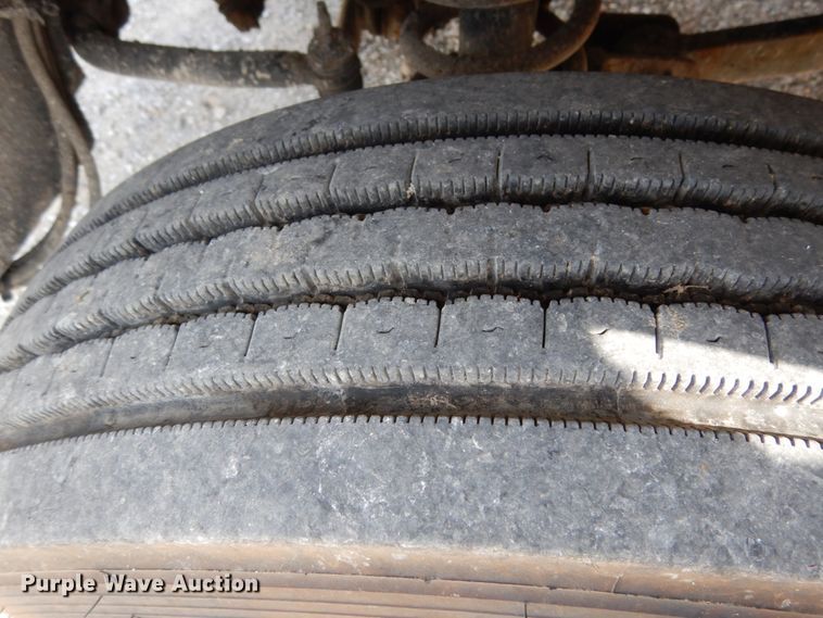 image for item KI9559 2011 Dodge Ram 5500 Heavy Duty  Crew Cab dump truck