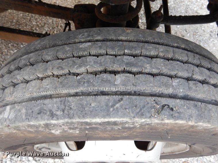 image for item KI9559 2011 Dodge Ram 5500 Heavy Duty  Crew Cab dump truck