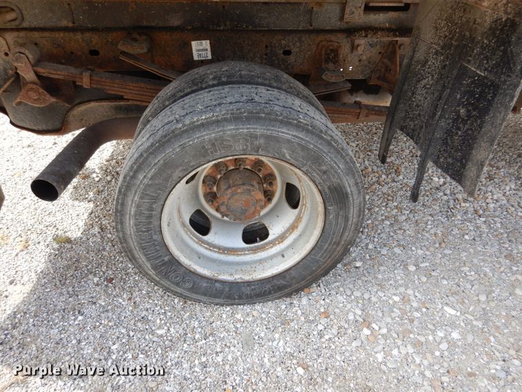 image for item KI9559 2011 Dodge Ram 5500 Heavy Duty  Crew Cab dump truck