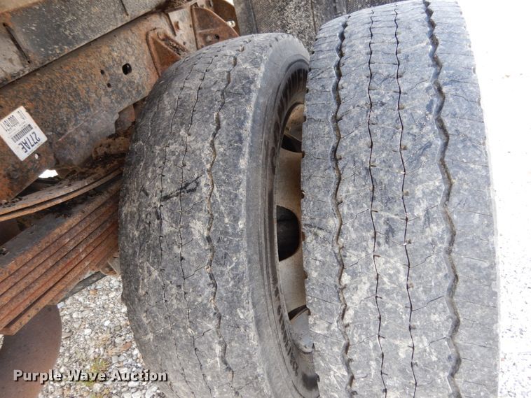 image for item KI9559 2011 Dodge Ram 5500 Heavy Duty  Crew Cab dump truck