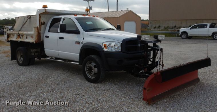 image for item KI9560 2009 Dodge Ram 5500 Heavy Duty  Quad Cab dump truck