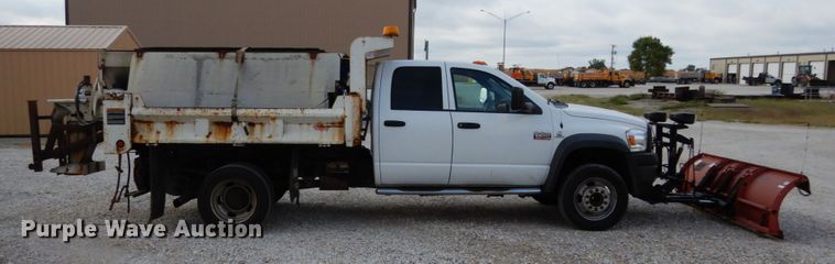 image for item KI9560 2009 Dodge Ram 5500 Heavy Duty  Quad Cab dump truck